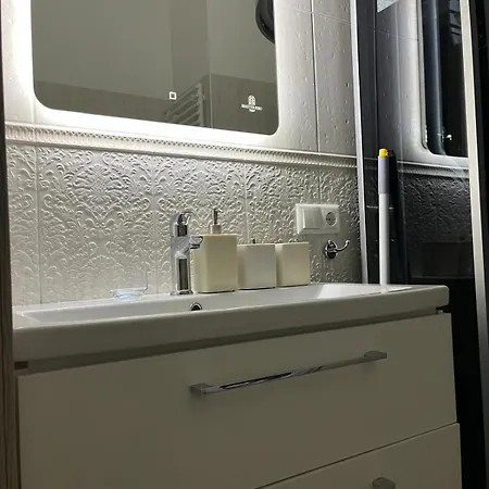 Cozy Apartmant In Oldtown & Free Underground Parking * Riga
